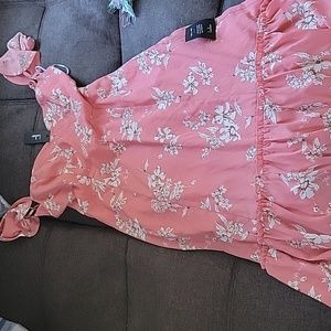 Lulu's floral maxi dress NWT
